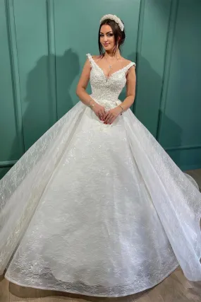 Beautiful Long White A-line V-neck Lace Sleeveless Wedding Dress