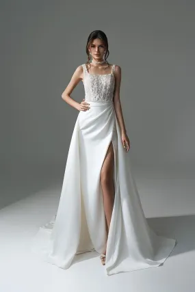 Elegant Long White A-line Beading Lace Pearls Sleeveless Wedding Dress With Slit