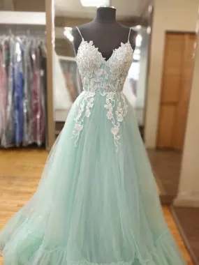 Elegant Mint Green Long A Line V Neck Tulle Lace Formal Evening Prom Dresses