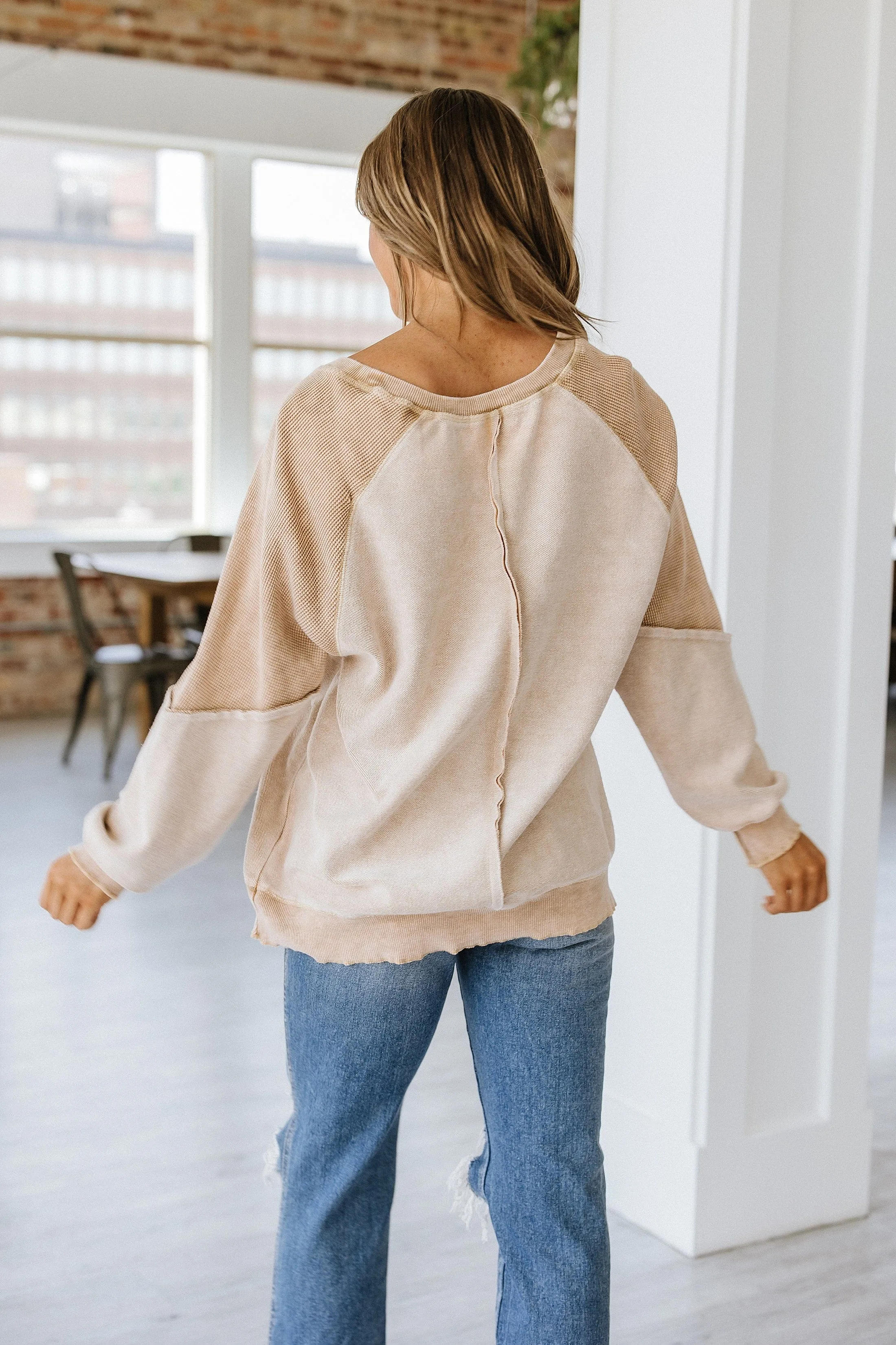 Max Exposed Seam Sweatshirt | DROPSHIP
