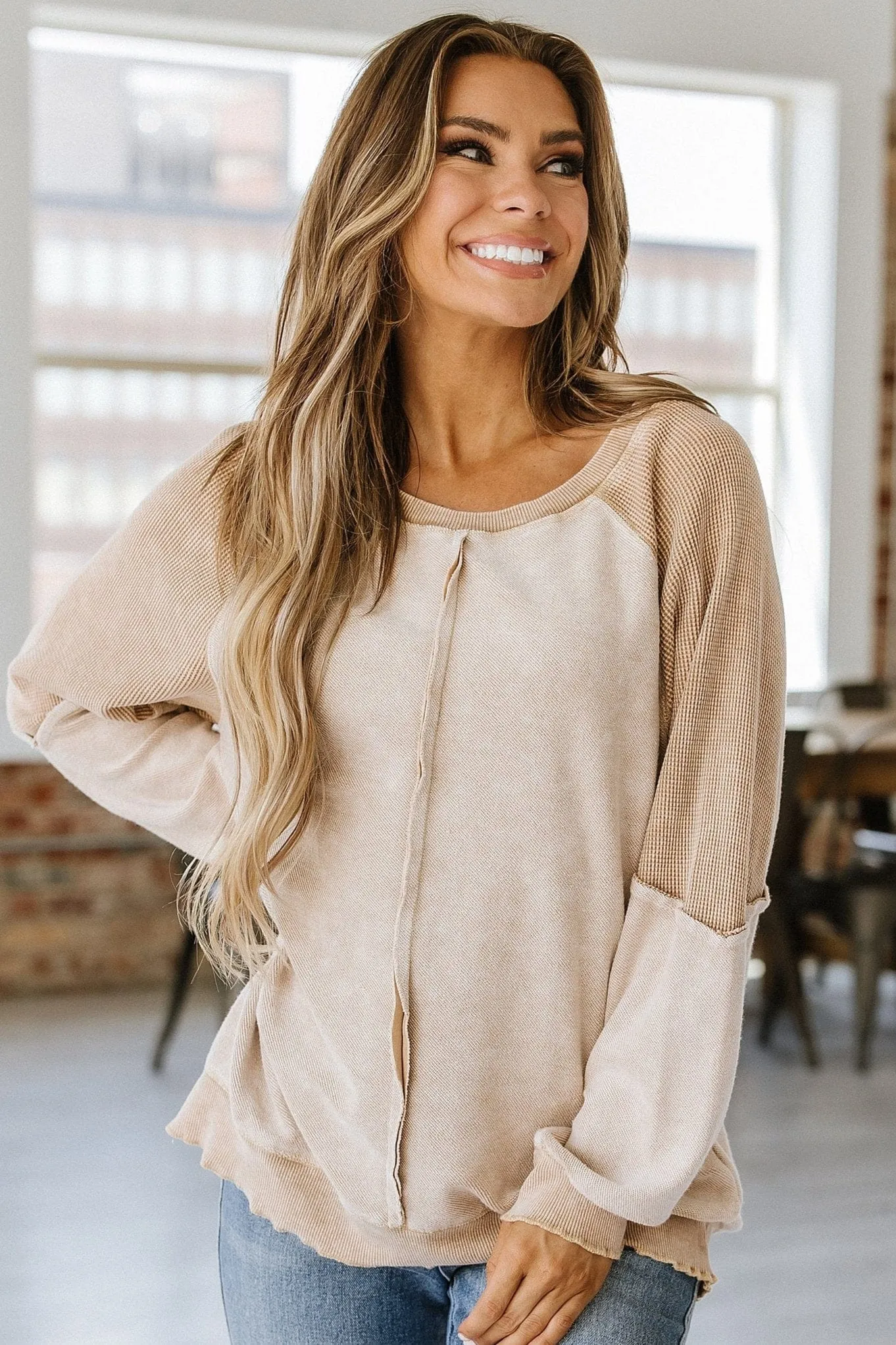 Max Exposed Seam Sweatshirt | DROPSHIP