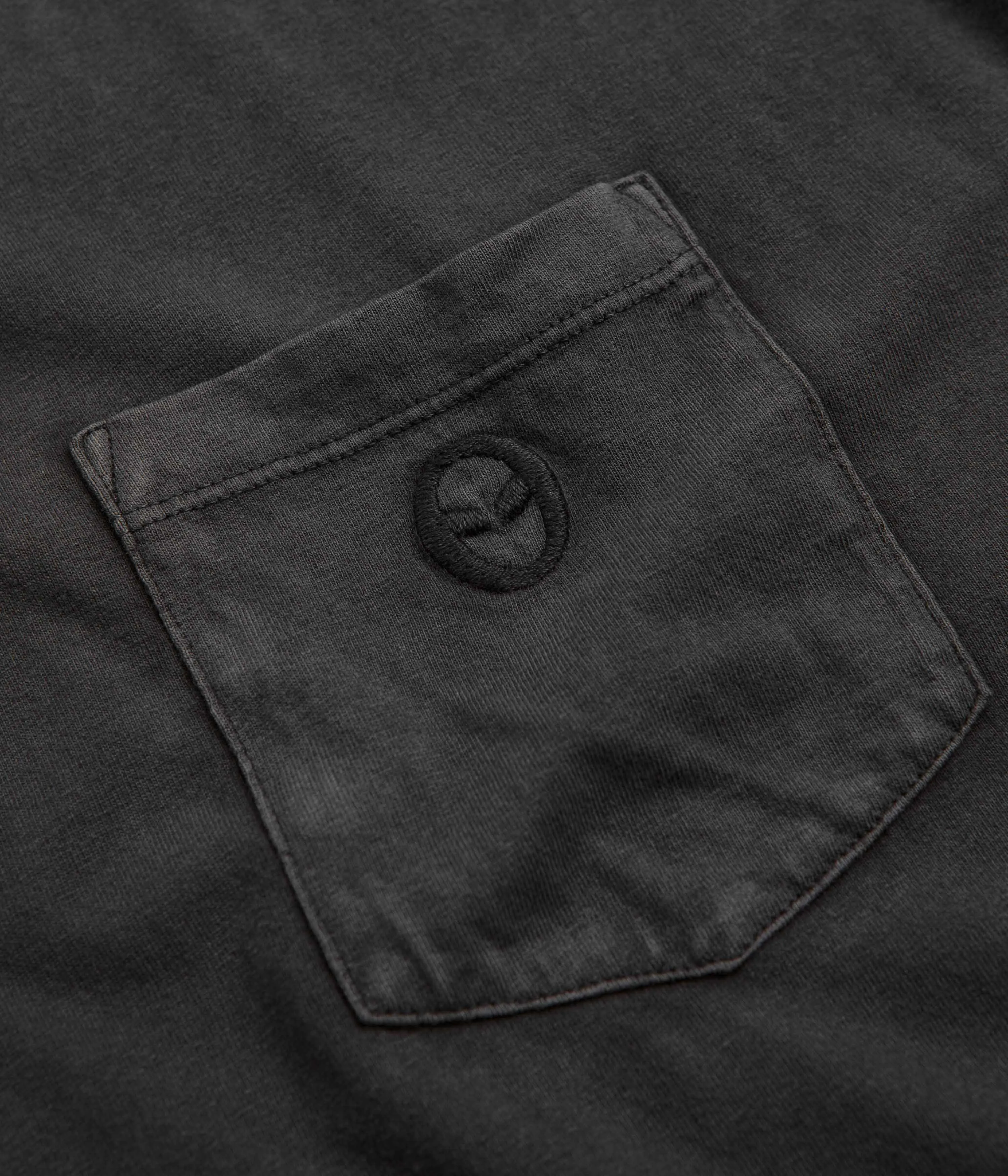 No Problemo Pocket T-Shirt - Black