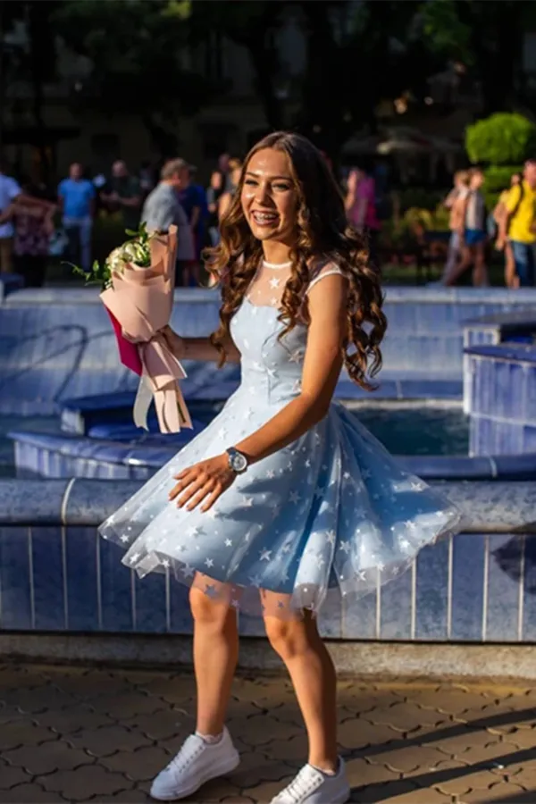 Promfast Delicate Lace Scoop Short A line Homecoming Dresses PFH0341
