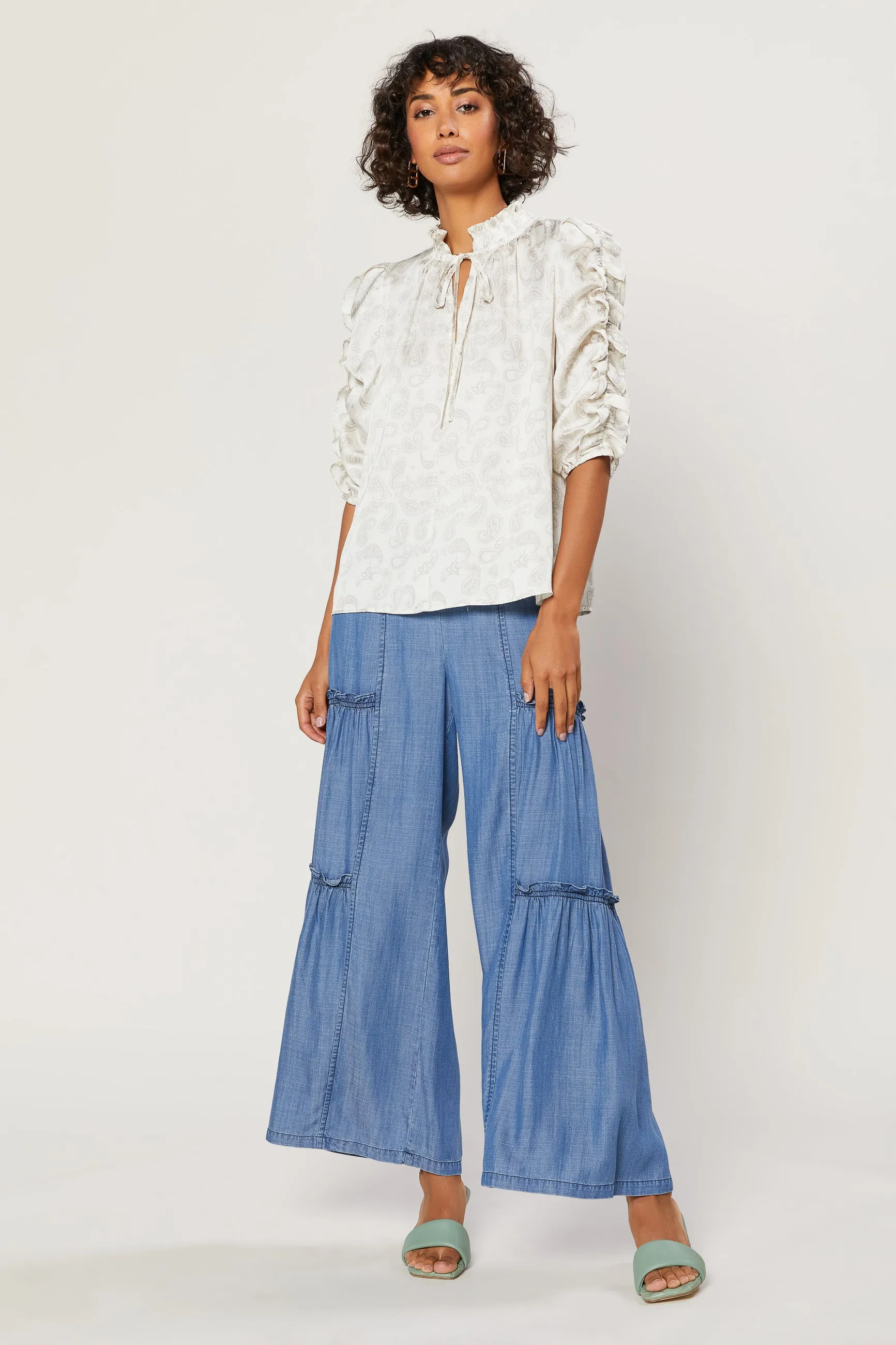 Ruffled Sleeve Jacquard Top