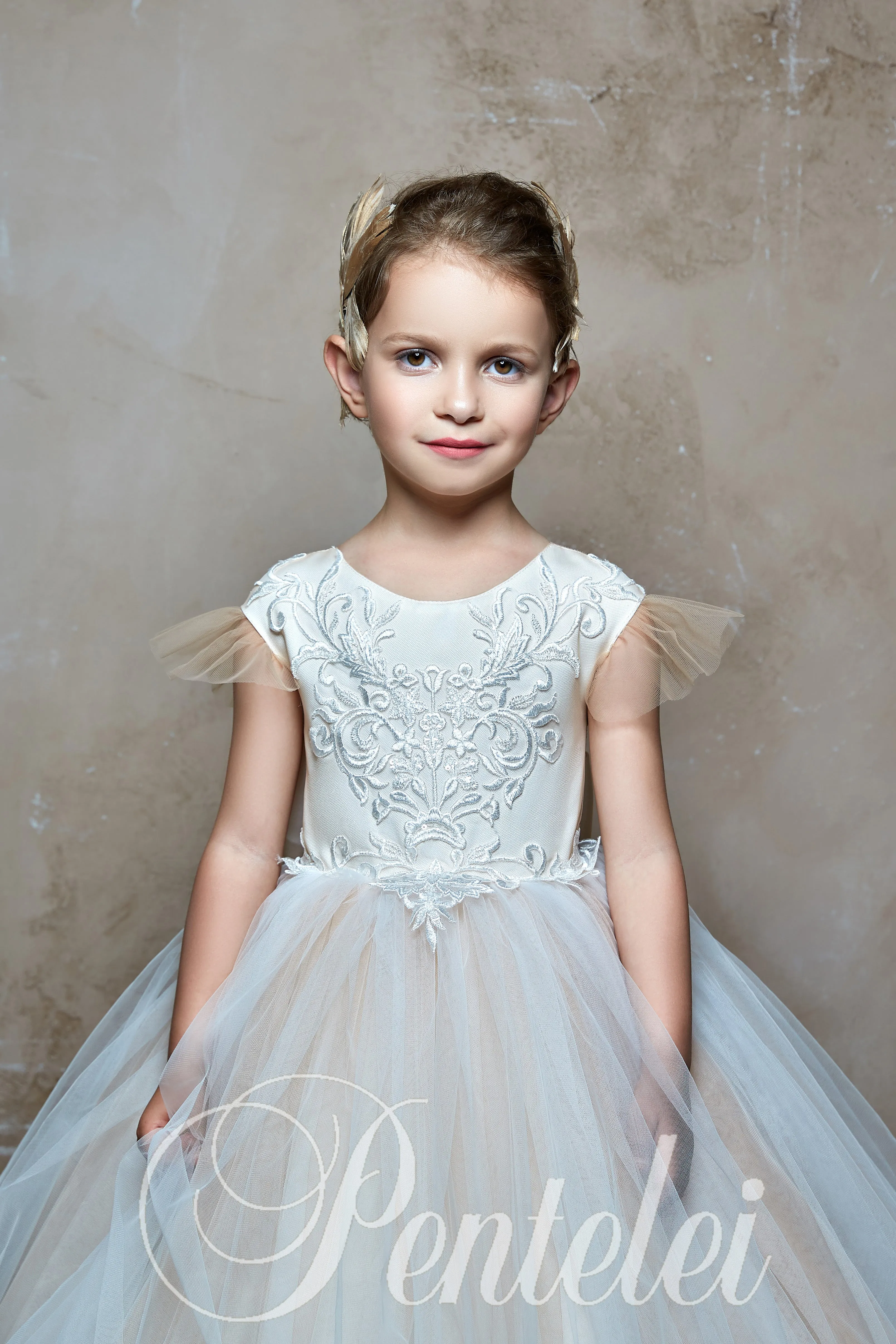 Short Sleeve Princess Girl Dress Pentelei 2300