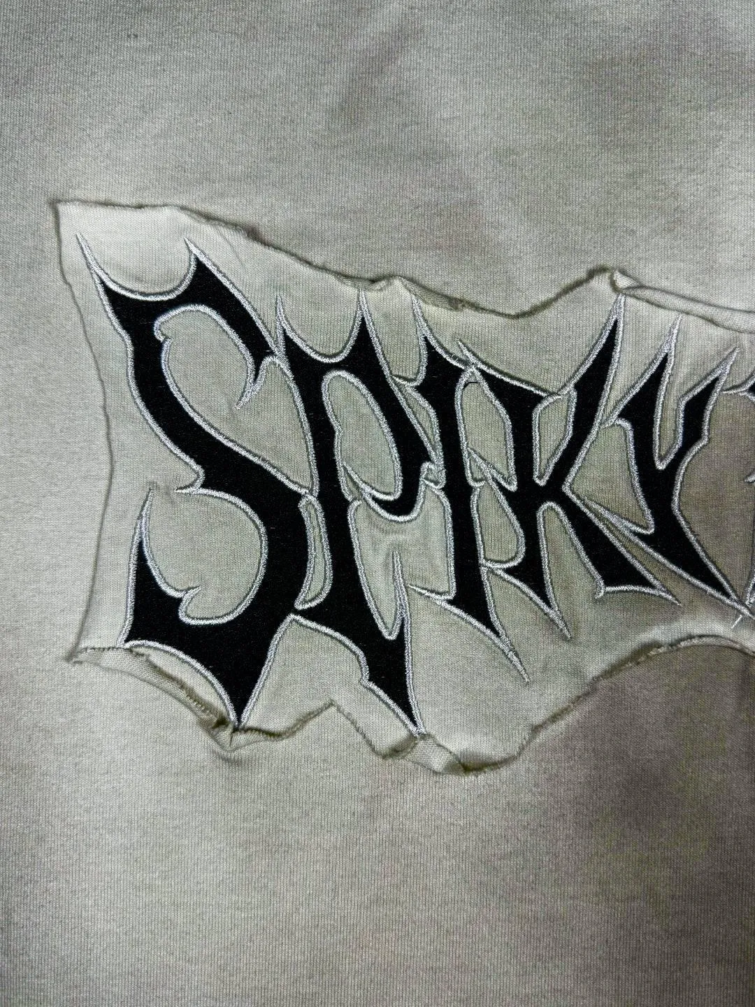 SPIKY SWEATSHIRT WHITE